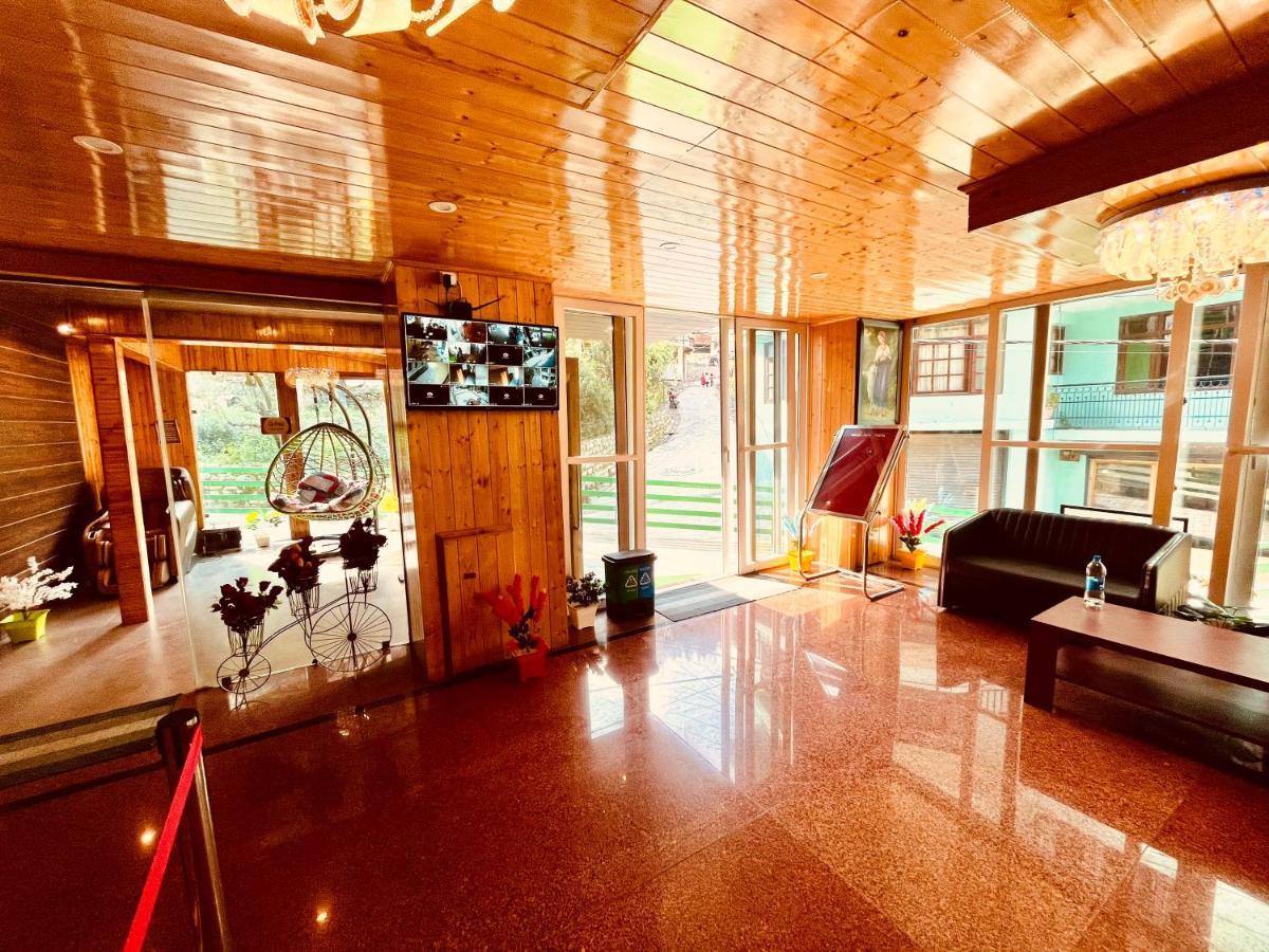 Winterline Resort Near Mall Road Manali - Centrally Heated & Air Cooled Exteriér fotografie