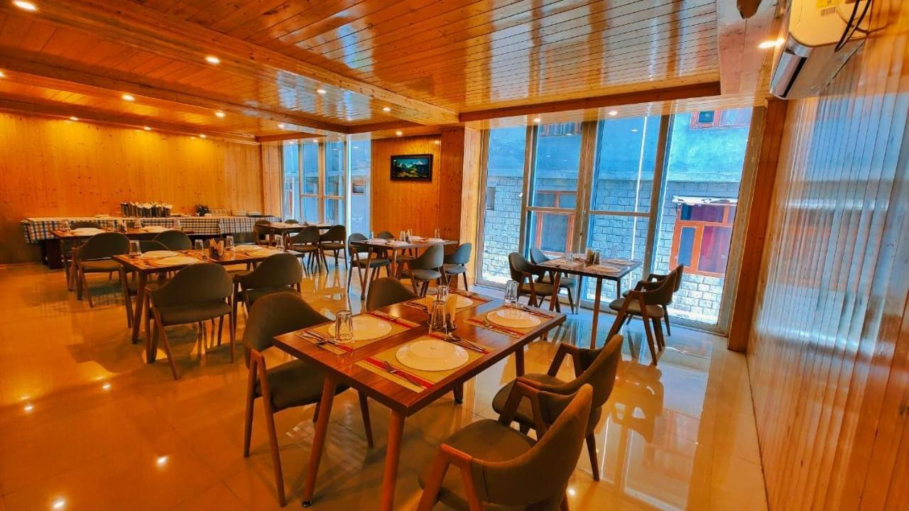 Winterline Resort Near Mall Road Manali - Centrally Heated & Air Cooled Exteriér fotografie