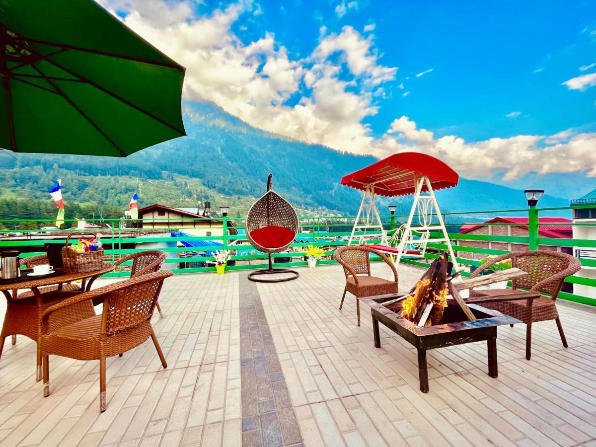 Winterline Resort Near Mall Road Manali - Centrally Heated & Air Cooled Exteriér fotografie